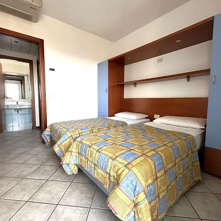 Flat With Terrace In 50m From The Sea Apartman Bibione