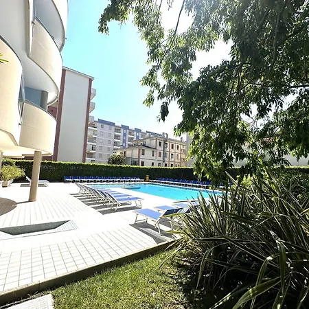 Appartement Flat With Terrace In 50m From The Sea